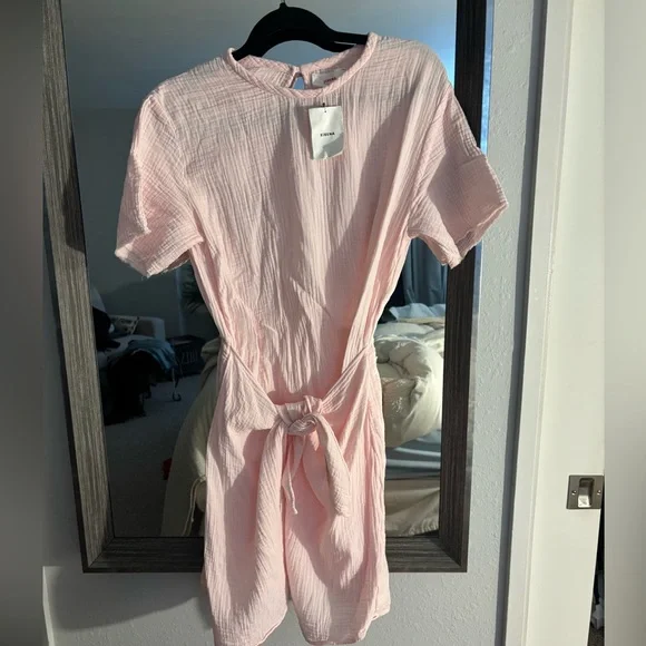 NWT XIRENA Pink Short Sleeve Tie-Front Dress SMALL - Picture 2 of 5